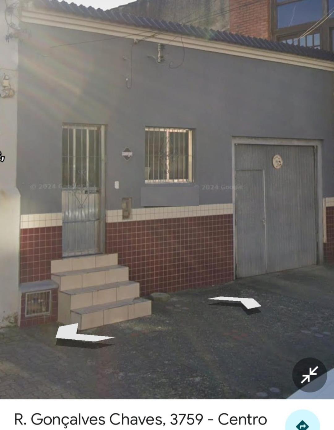 Espaco Basico E Funcional, Estacionamento Coberto, Sem Fogao, Zona Nobre *