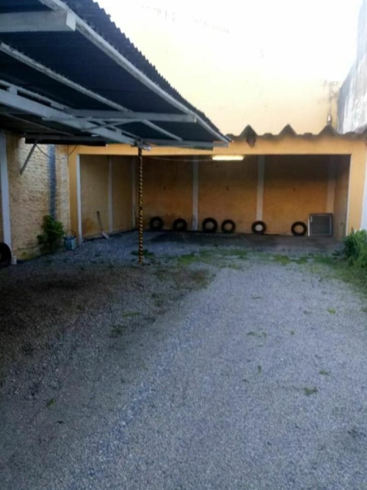 Espaco Basico E Funcional, Estacionamento Coberto, Sem Fogao, Zona Nobre * Pelotas